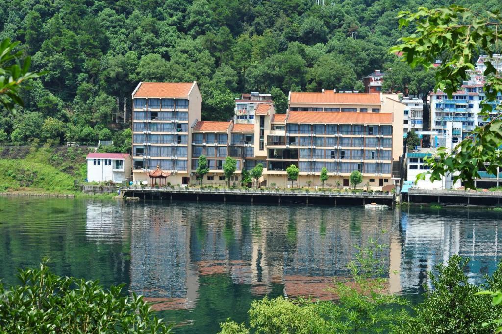 Jiande Yinyuan Hotel Tangcun Esterno foto